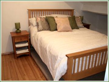 Addingham Cottages - Double Bedroom